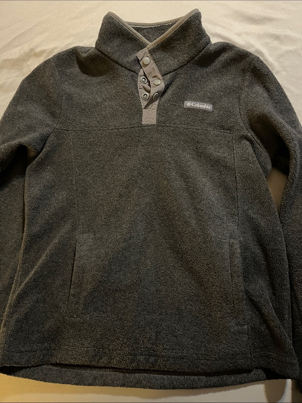 Boy’s Large, 14-16 Columbia Charcoal Gray Snap-Button Fleece Pullover